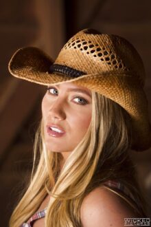 AJ Applegate Face