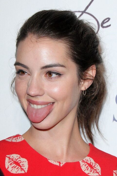 Adelaide Kane Cute