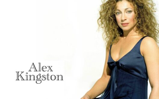 Alex Kingston Wallpapers