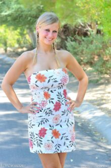 Alice Wonder Photos