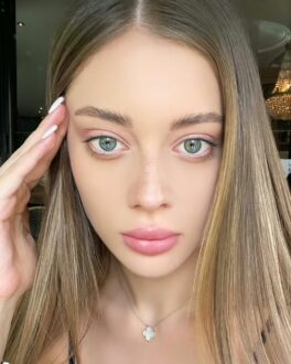 Anastasia Cramer Face