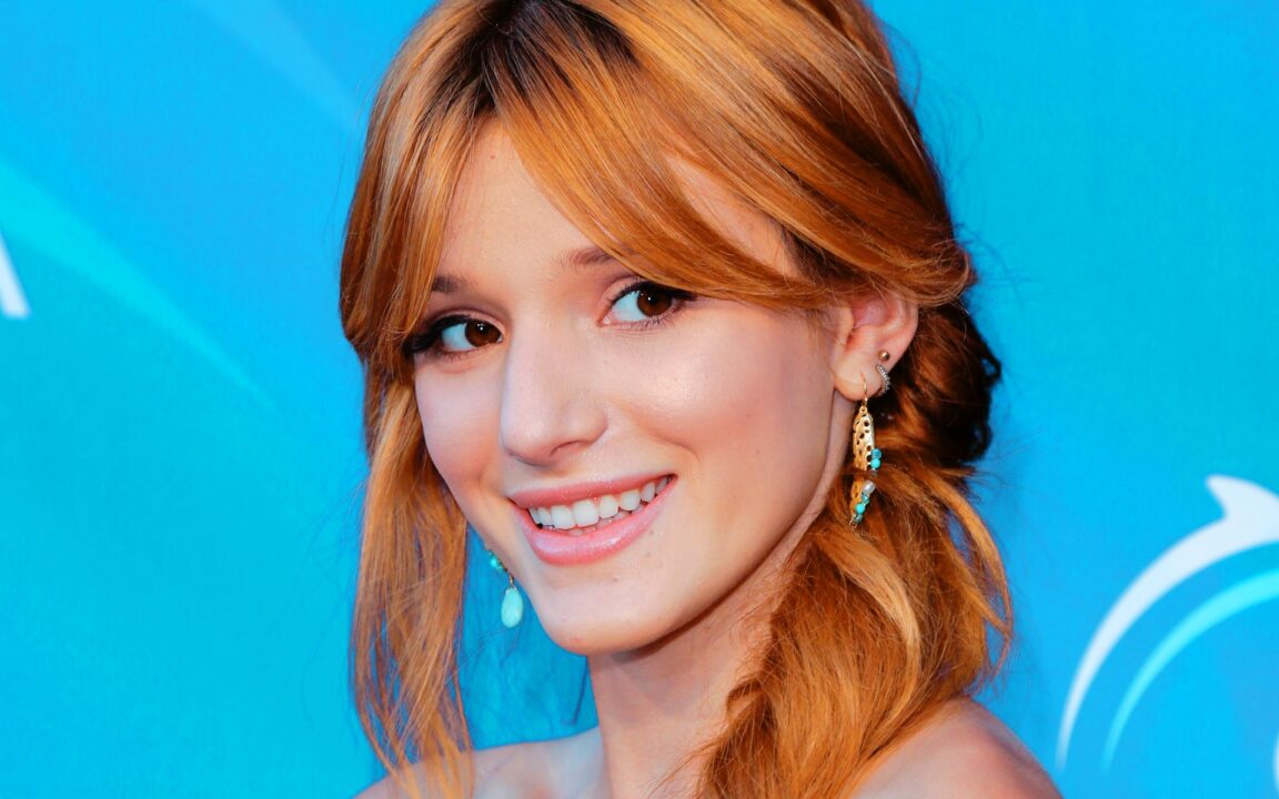 Bella Thorne Gallery