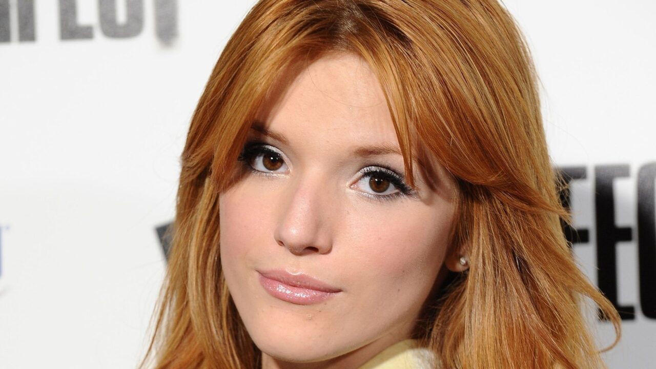 Bella Thorne HQ Wallpapers
