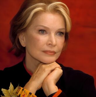 Ellen Burstyn Pictures