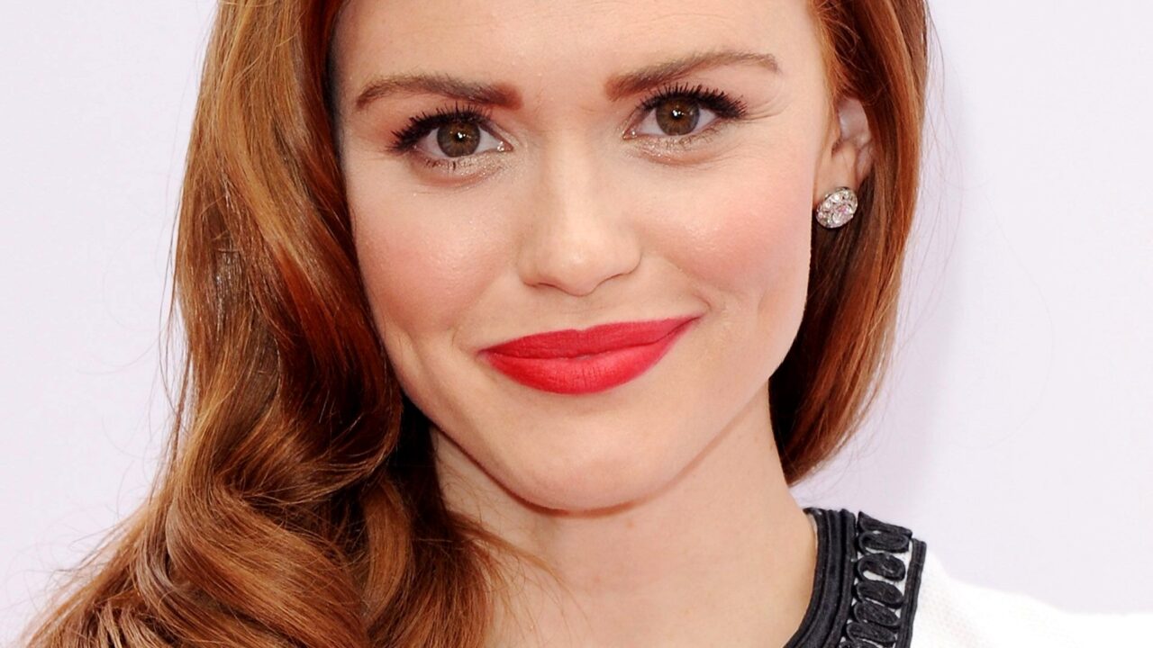 Holland Roden Face