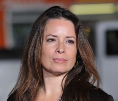 Holly Marie Combs Photos