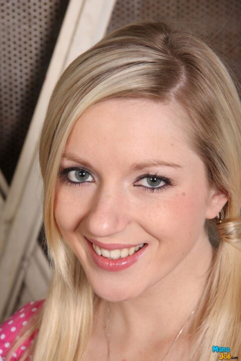 Kylee Reese Face