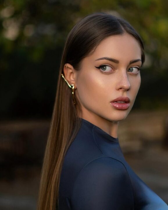 Pictures of Anastasia Cramer