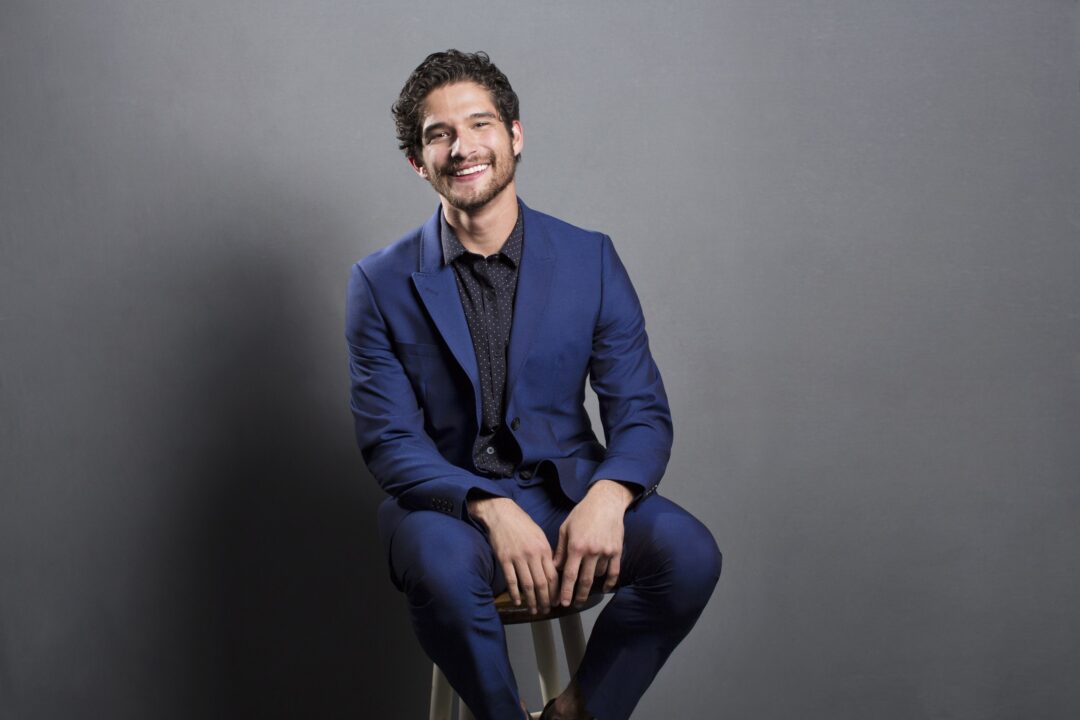 Tyler Posey Desktop images