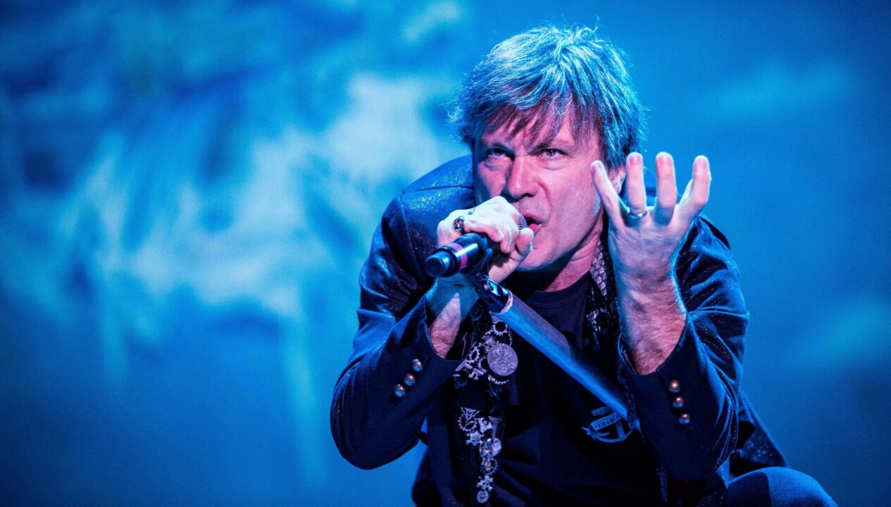 Bruce Dickinson Widescreen