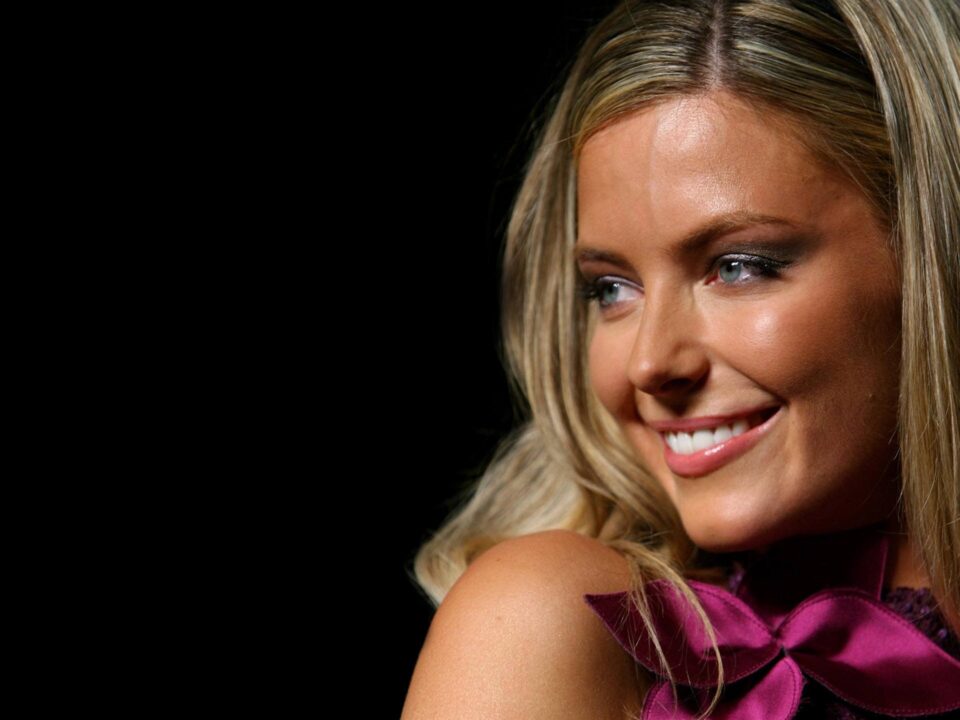 Jennifer Hawkins Background images