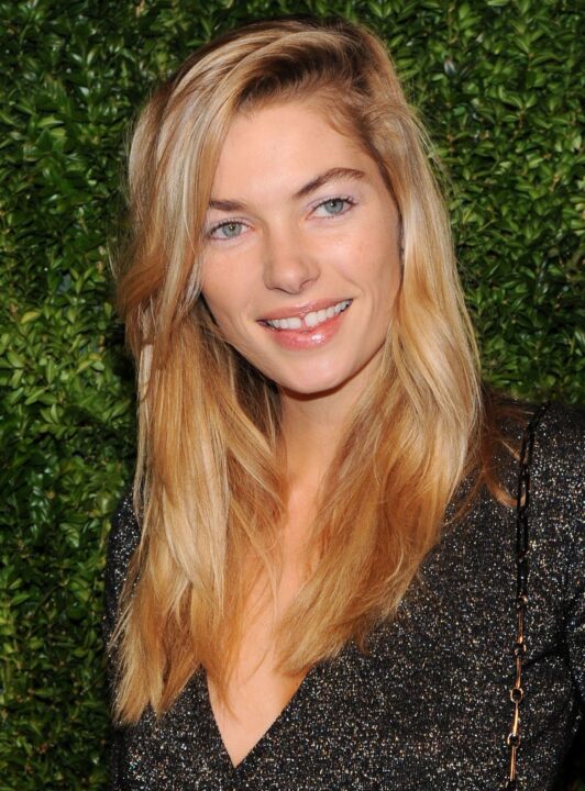 Jessica Hart Gallery