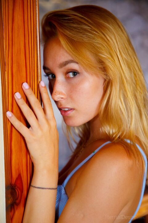 Kelly Collins Photos