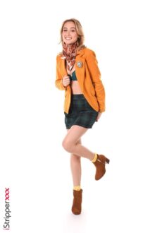 Kelly Collins iphone Wallpapers