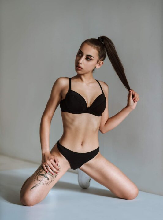 Lola Heart Black Lingerie