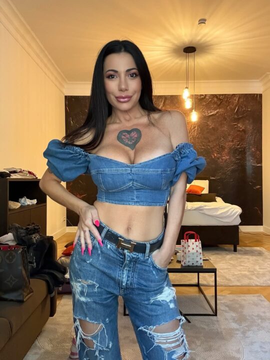 Priscilla Salerno Pics