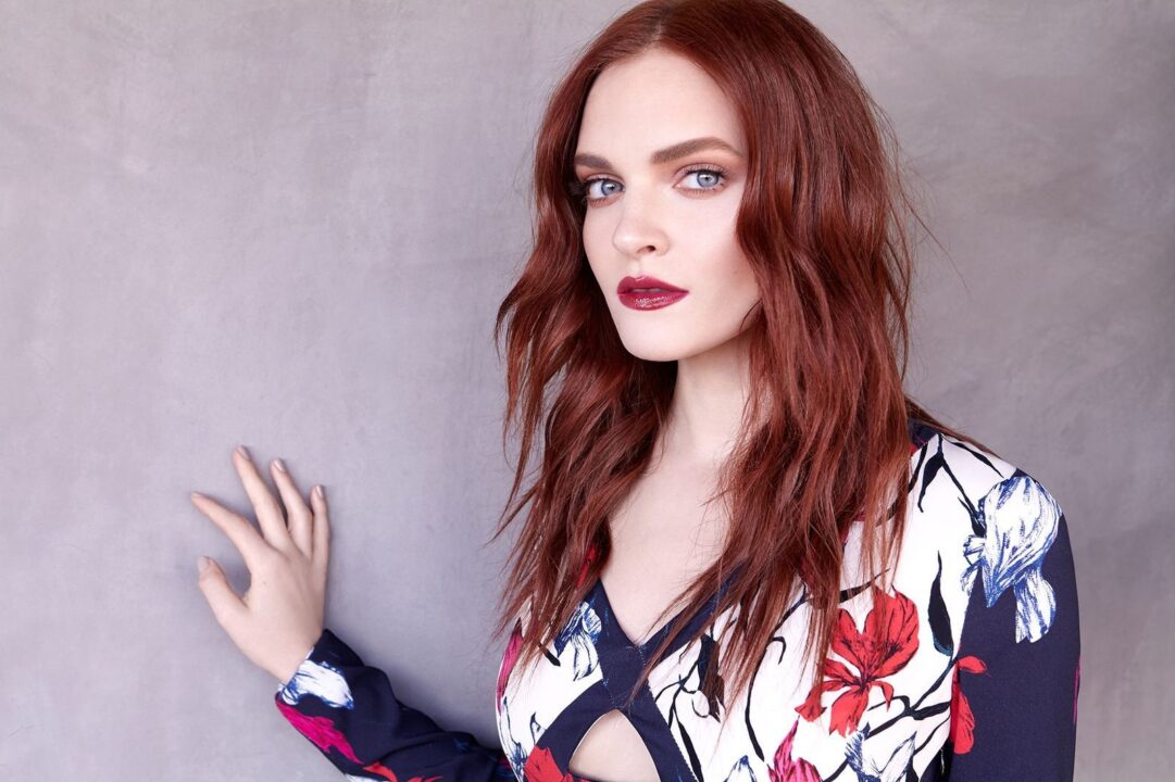 Madeline Brewer Background images