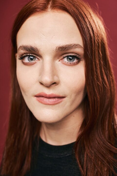 Madeline Brewer Face