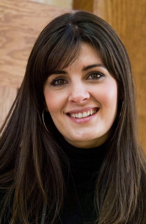 Pictures of Mayrin Villanueva