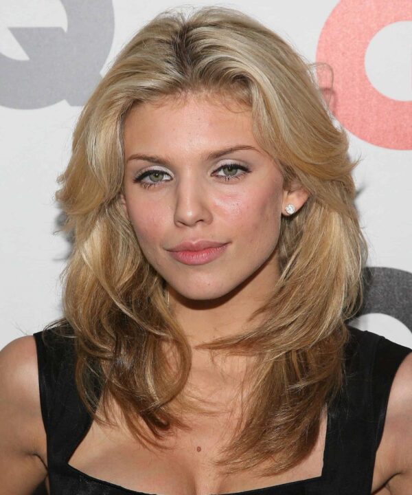 AnnaLynne McCord Gallery