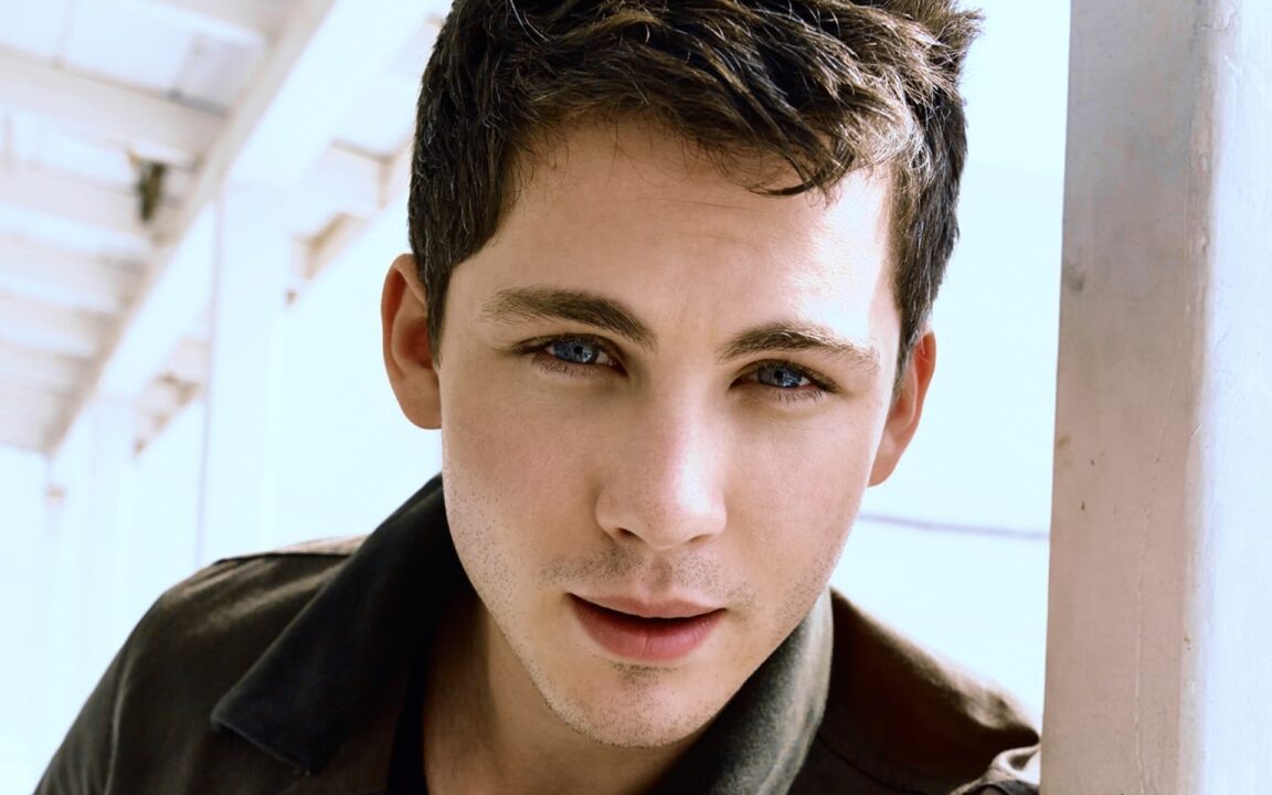 Logan Lerman Background images