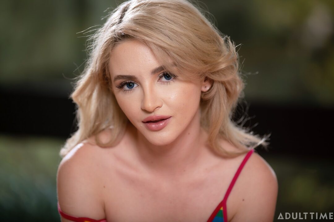 Lola Fae Computer Wallpapers