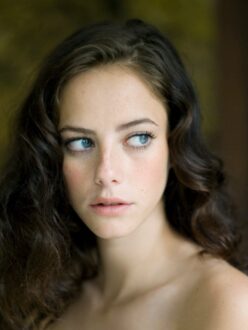 Kaya Scodelario Photos