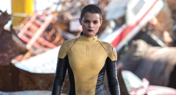 Brianna Hildebrand Photo Gallery