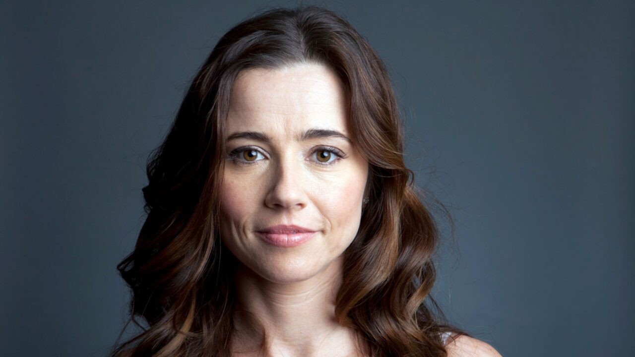 Linda Cardellini Wallpapers