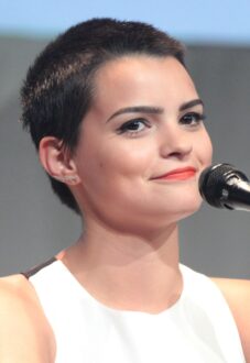 Pictures of Brianna Hildebrand