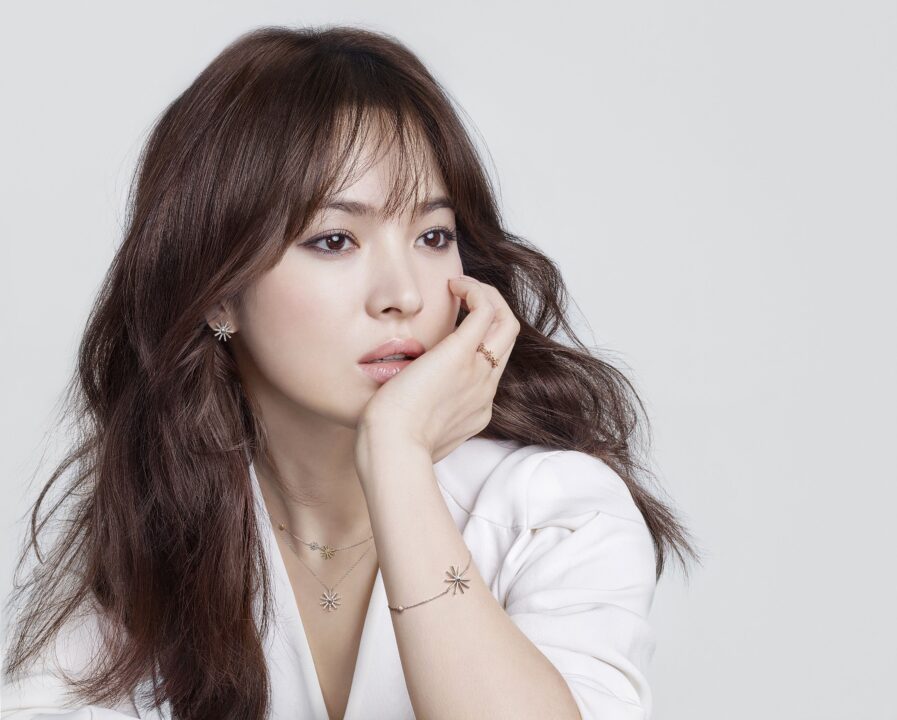 Song Hye Kyo Widescreen