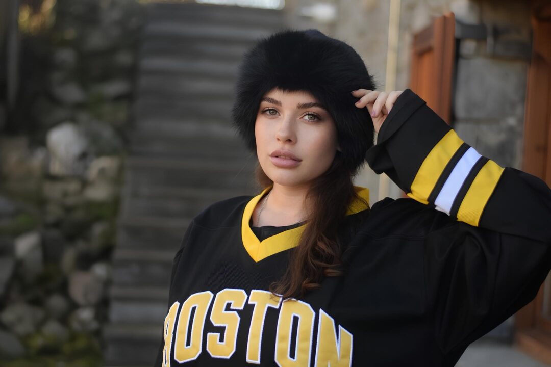 Yae Triplex Wallpapers